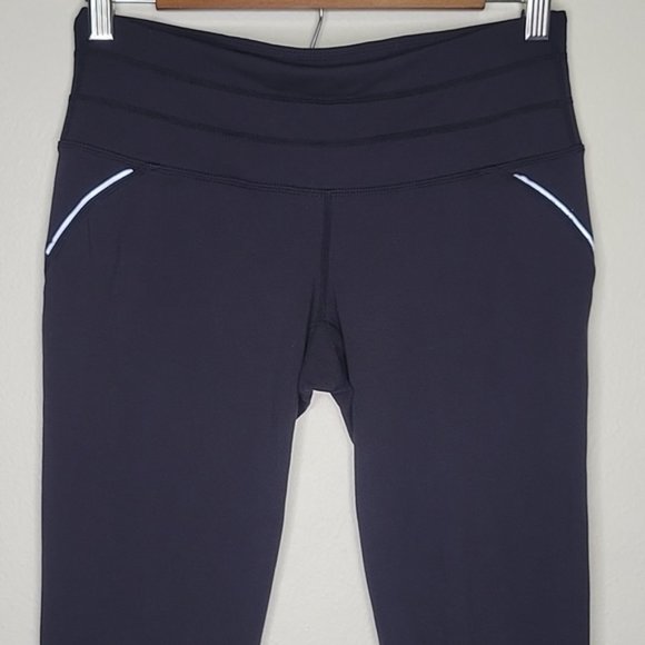 Athleta Relay Tights Leggings Black With Reflective Floral Detail, Size S - Picture 3 of 11